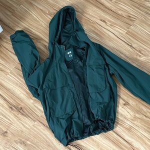 Uniqlo Forest Green Zip-Up Jacket